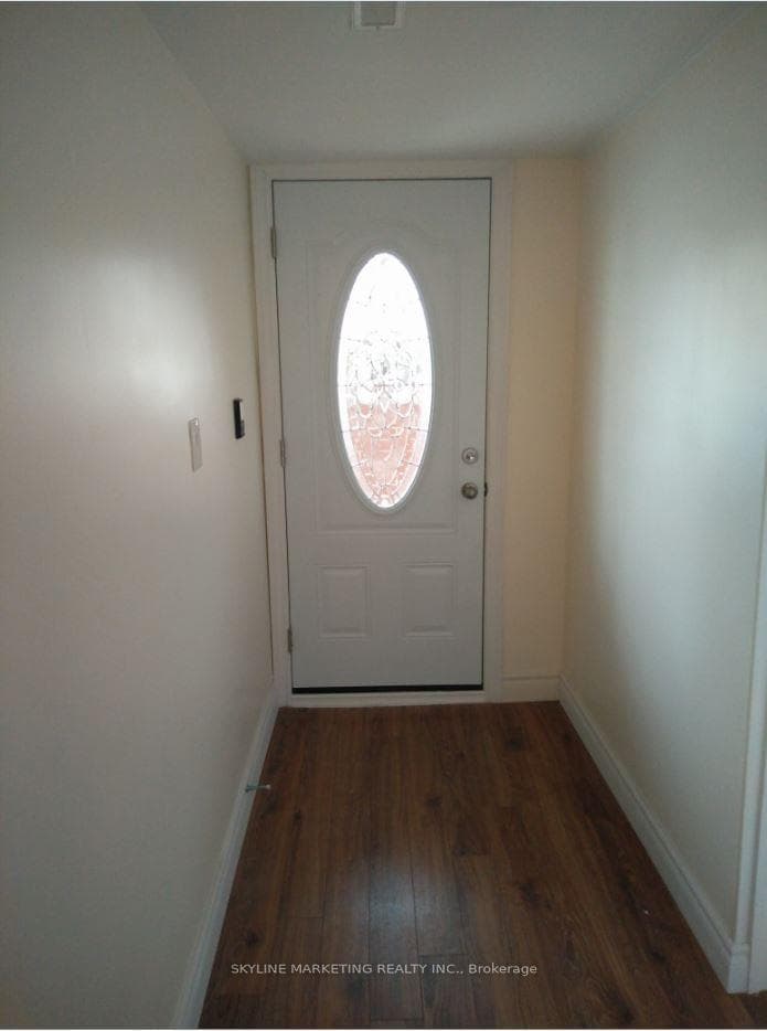113 Mintwood Drive Unit Lower photo 7