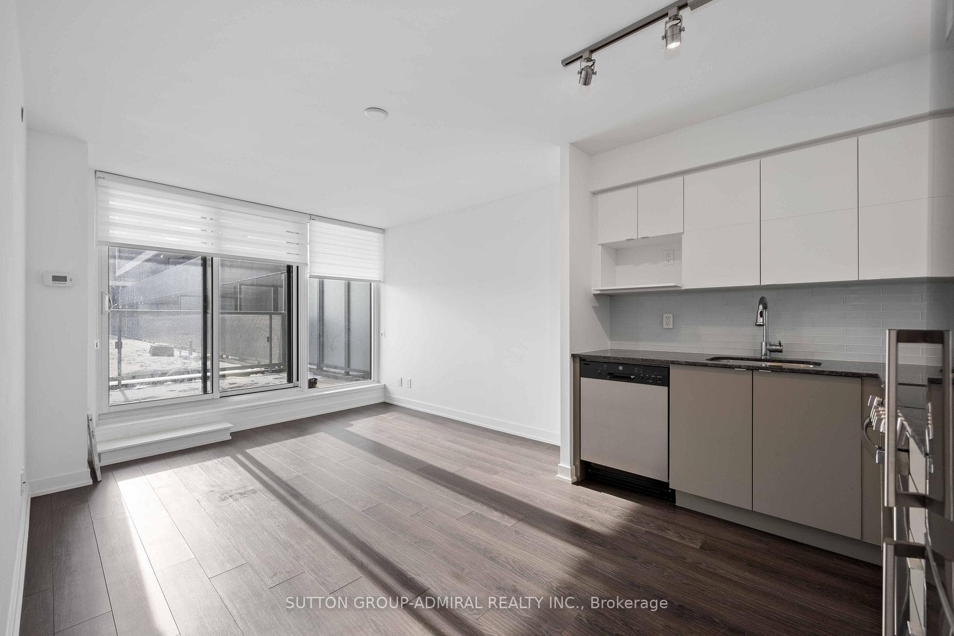 120 Varna Drive Unit 316 photo 25