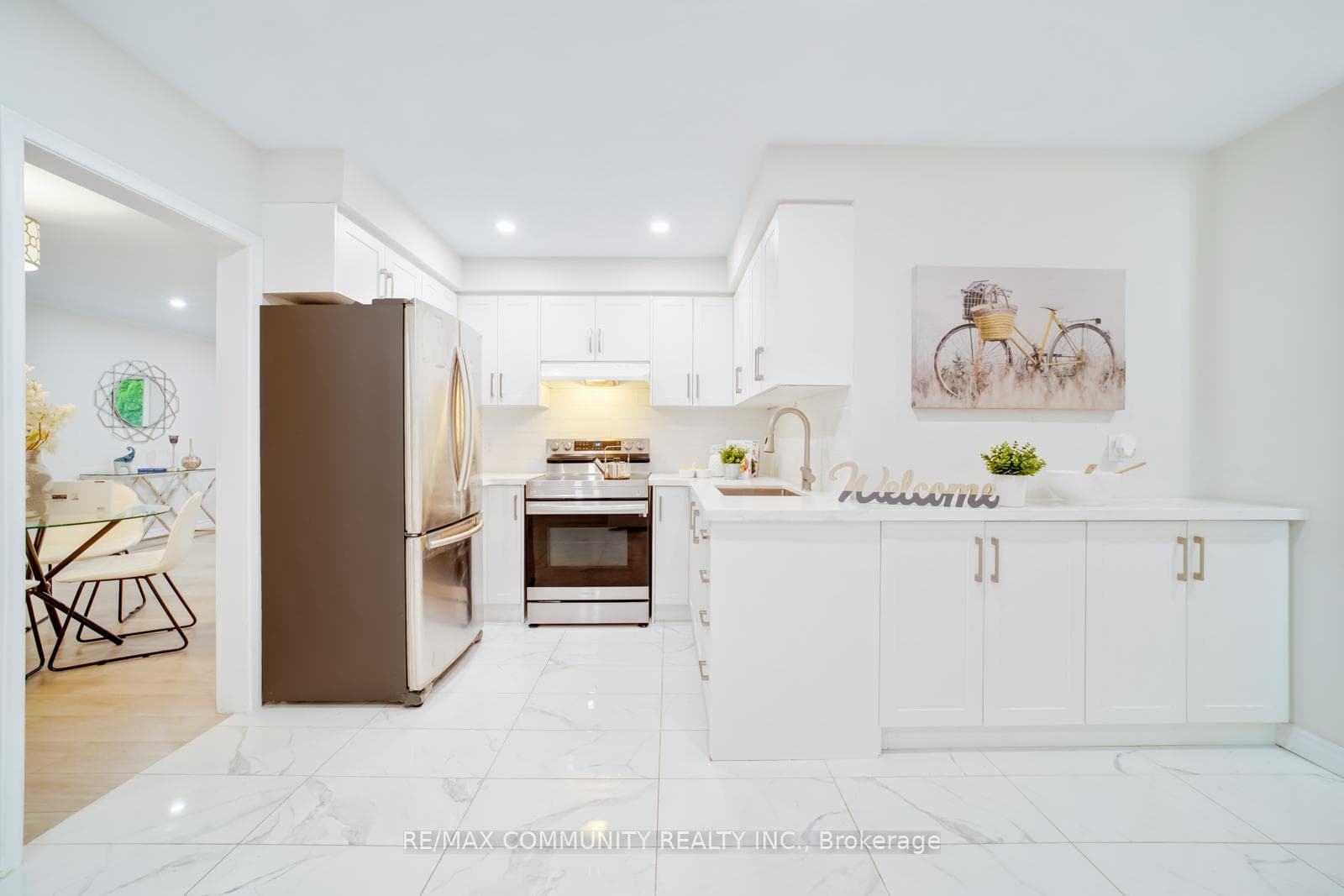 740 Meadowvale Road photo 12