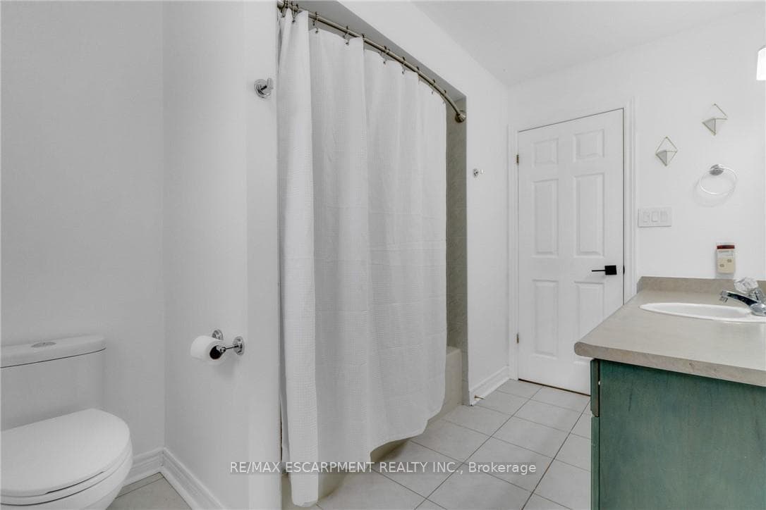 191 Hawkswood Trail photo 35