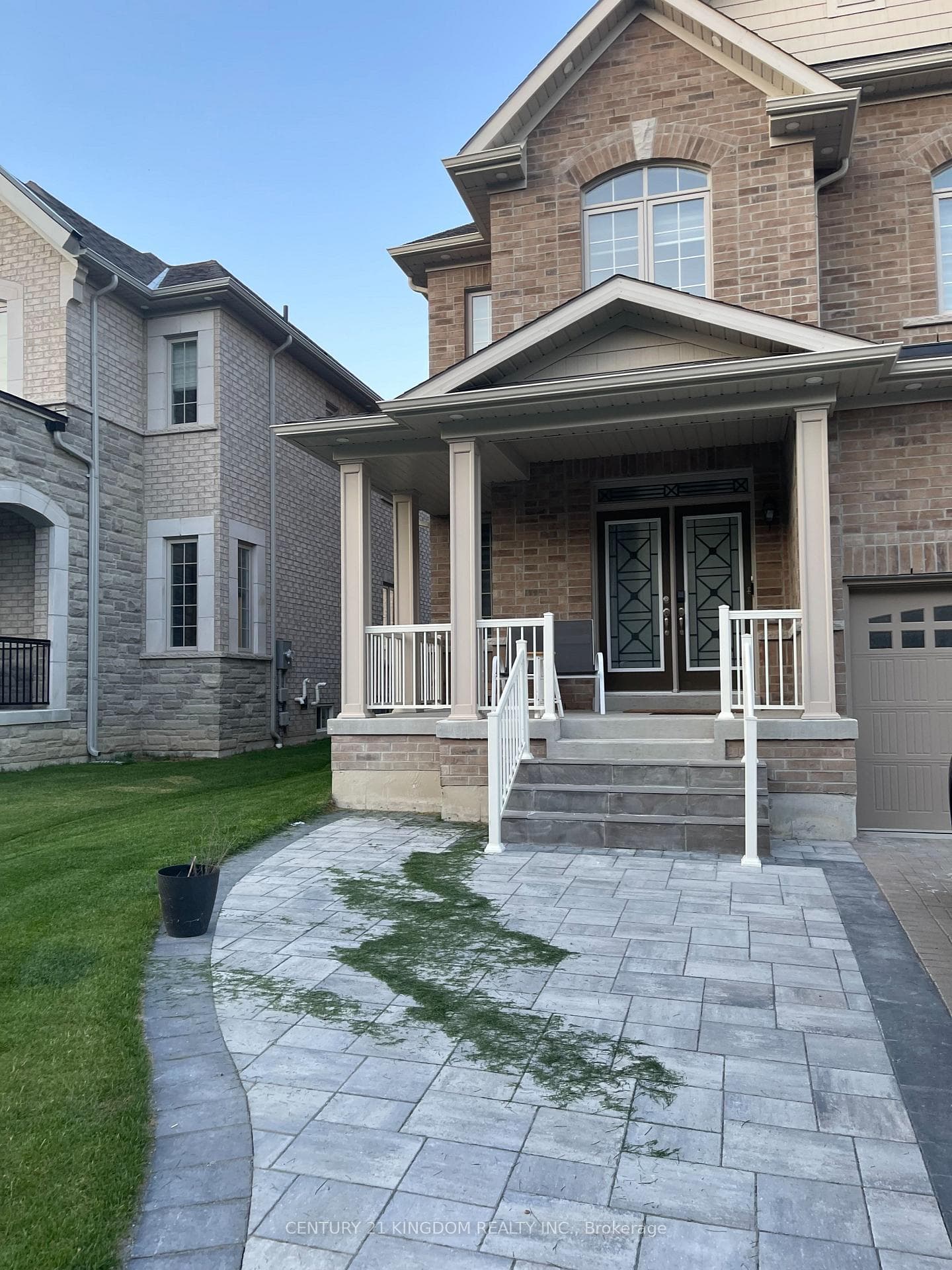 28 Northern Breeze Crescent photo 2