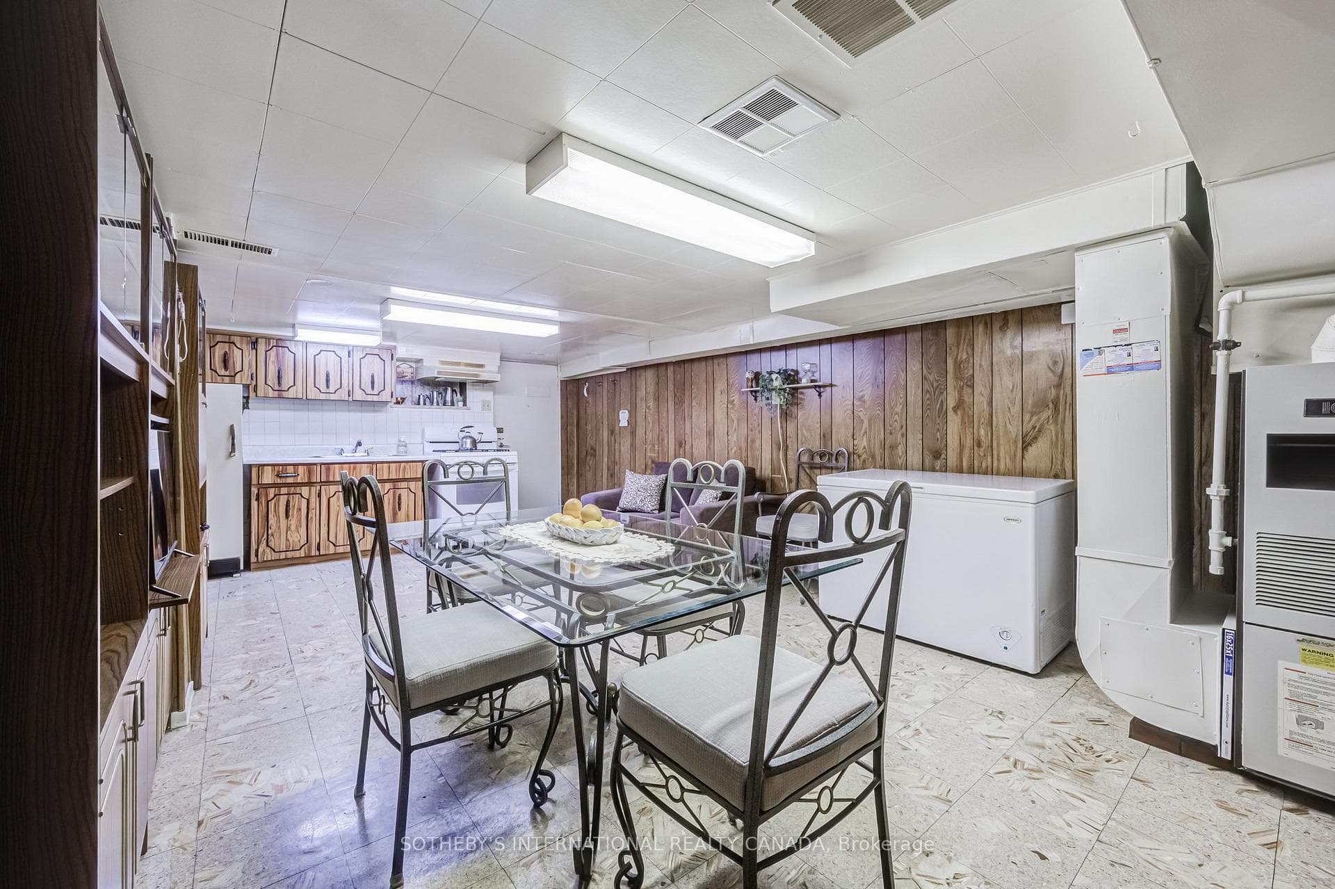 157 Ascot Avenue photo 32