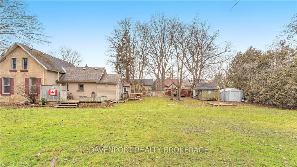 222 ROSKEEN Street photo 19