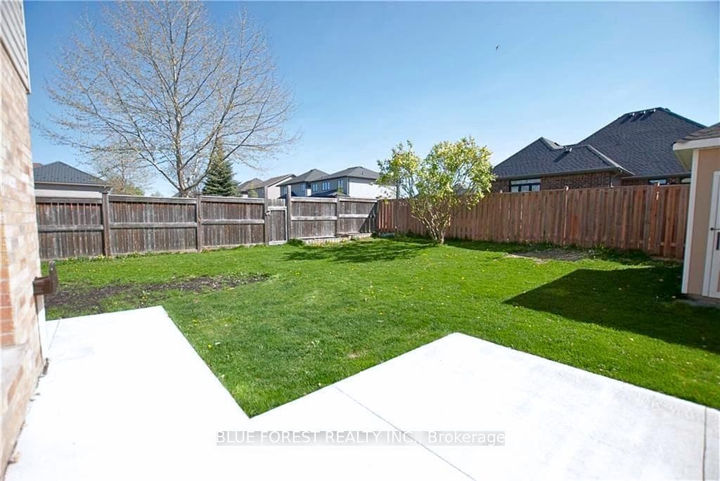 1918 Gough Avenue photo 31