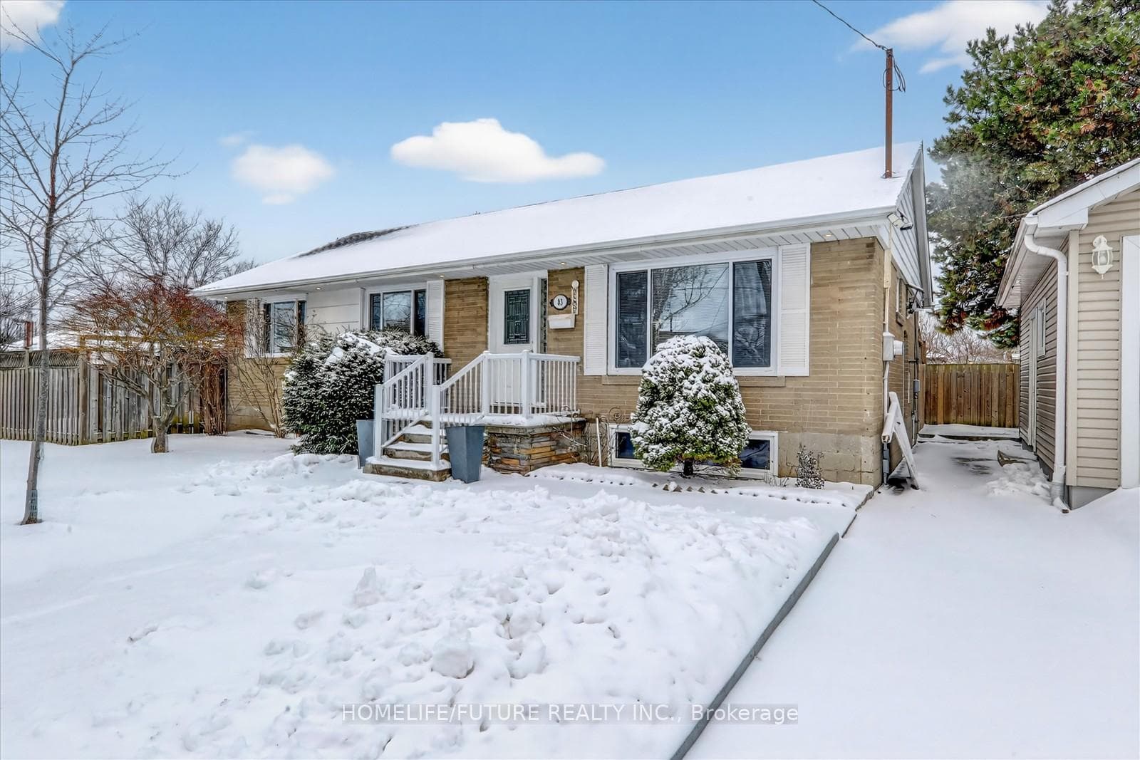 83 Pachino Boulevard photo 5