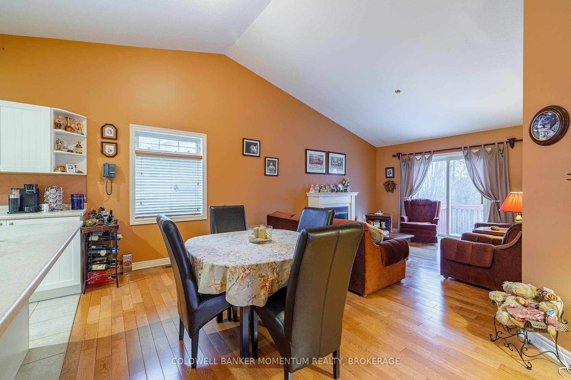47 Thorold Avenue photo 18