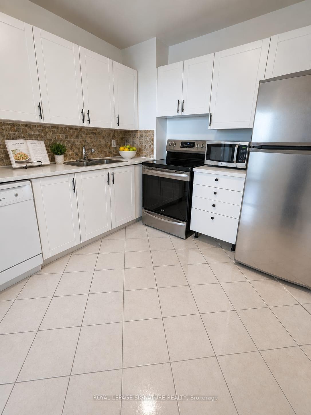 Spacious Kitchen