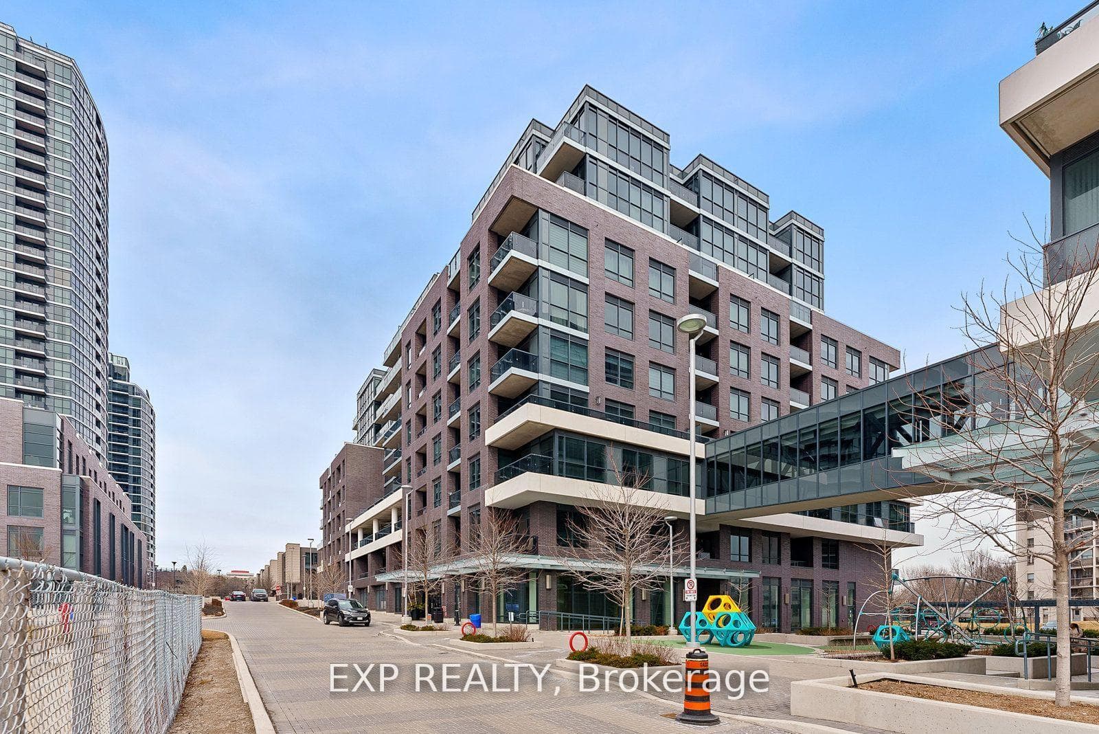 26 Gibbs Road Unit 630 photo 1