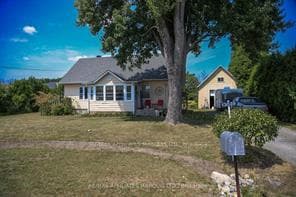 13039 Riverside Drive photo 3