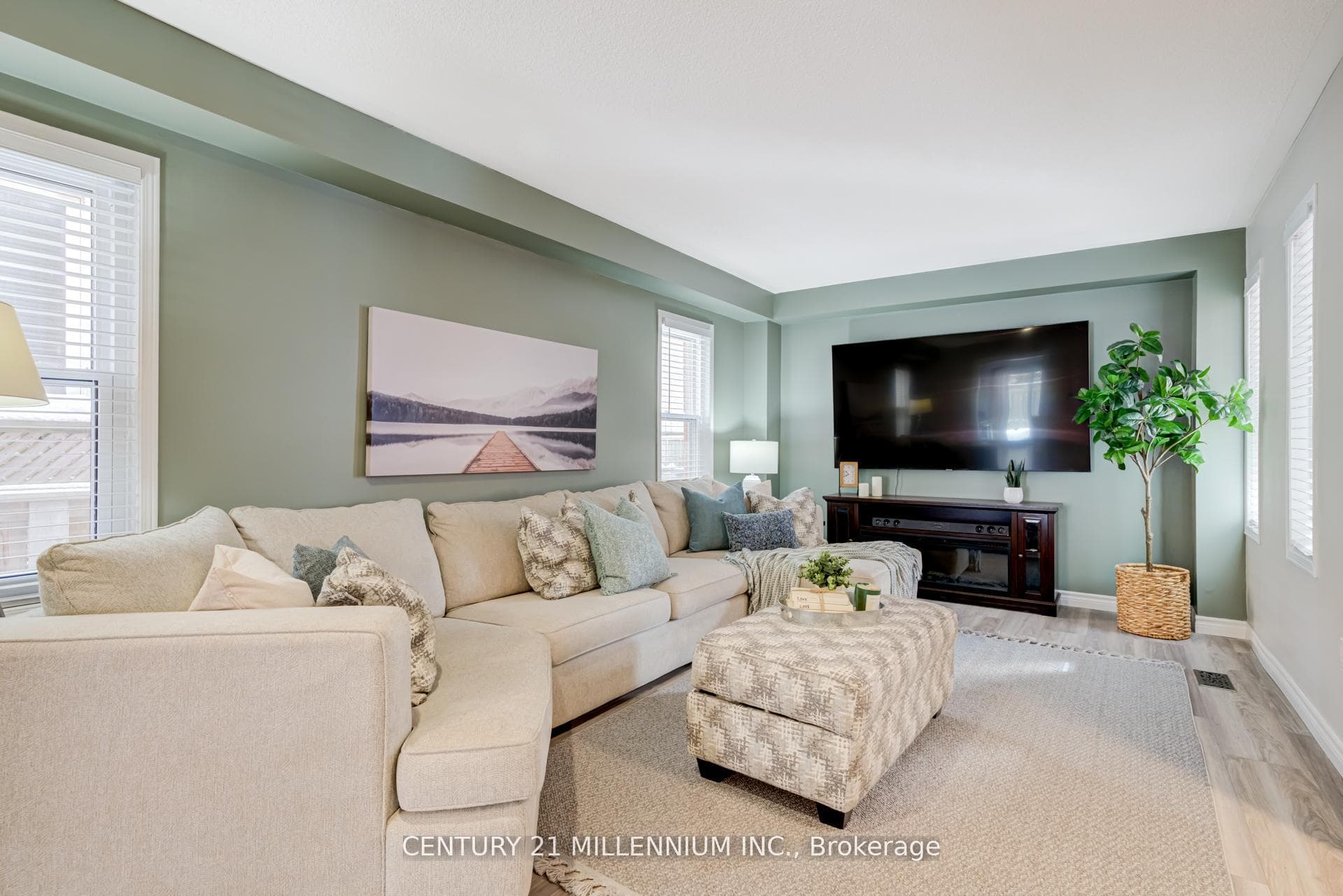 327 Perry Road photo 5