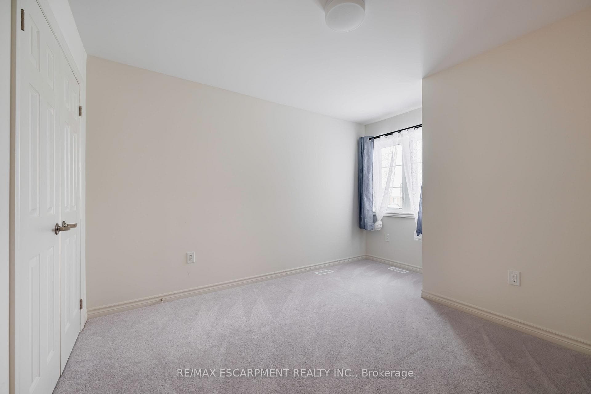 48 Sparrow Way photo 27