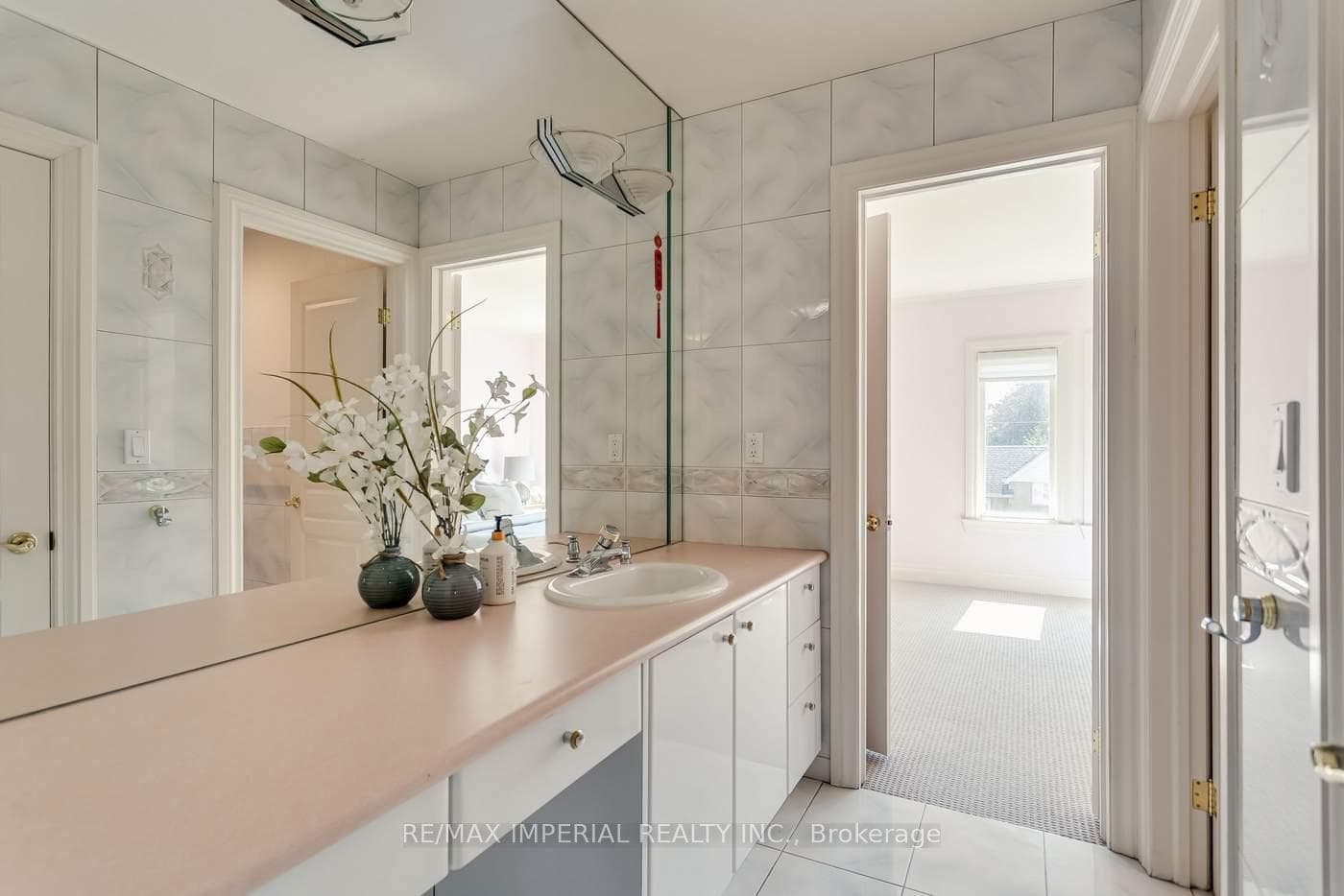 270 Spring Garden Avenue photo 35