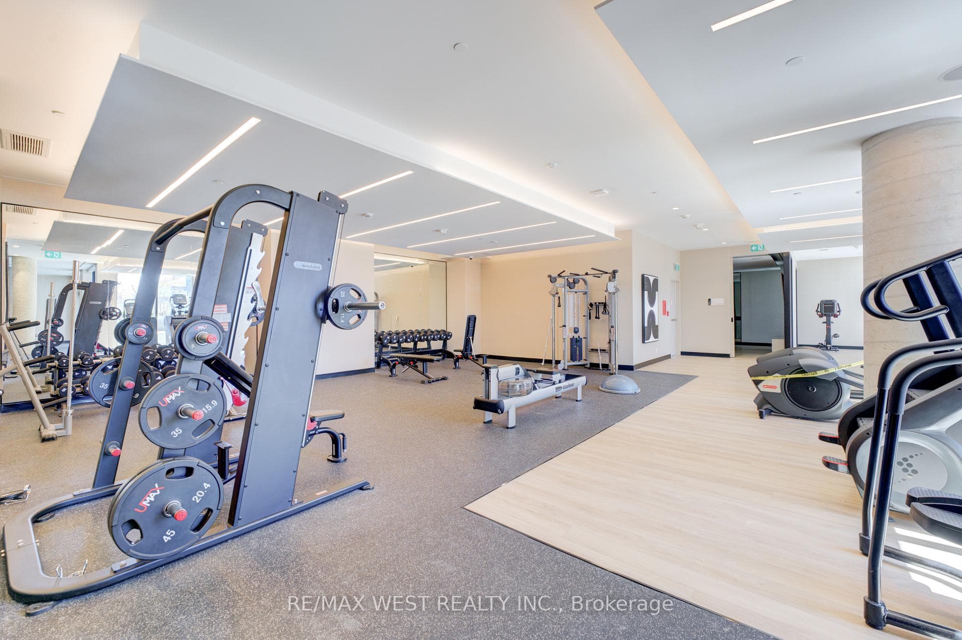 2020 Bathurst Street Unit 1507 photo 18