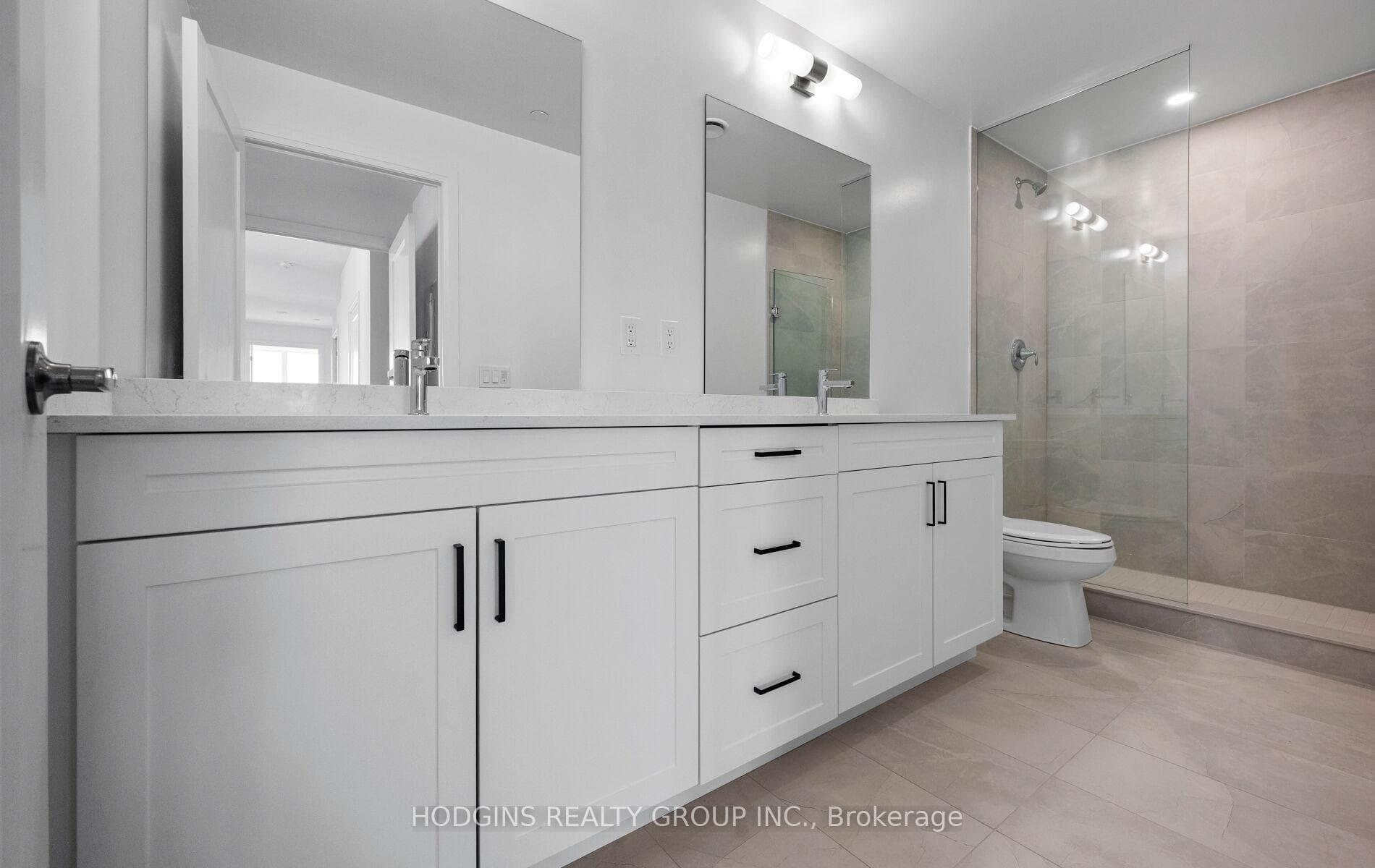 1035 Southdown Road Unit 1102 photo 28