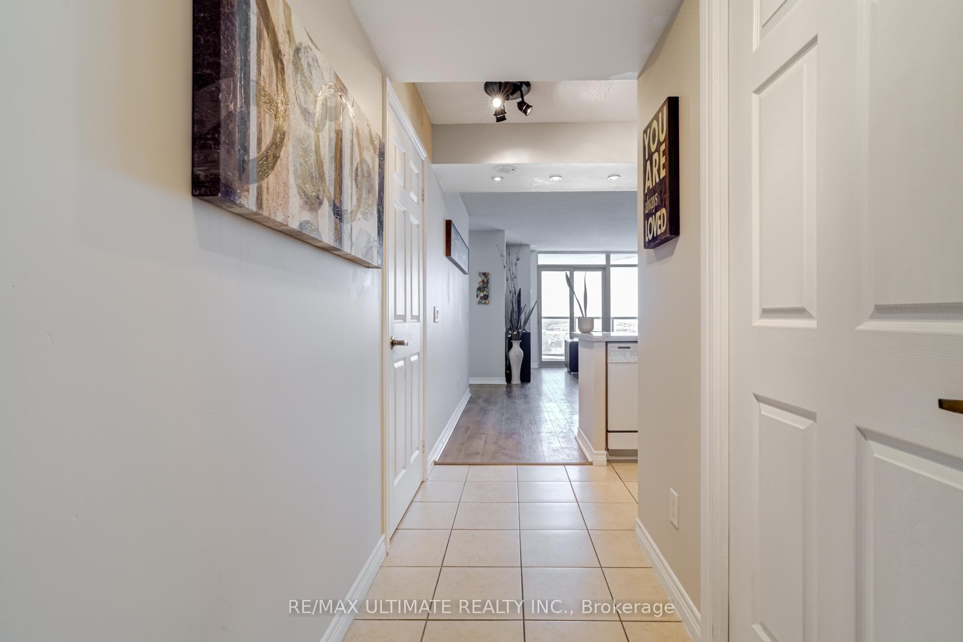 710 Humberwood Boulevard Unit 2202 photo 5