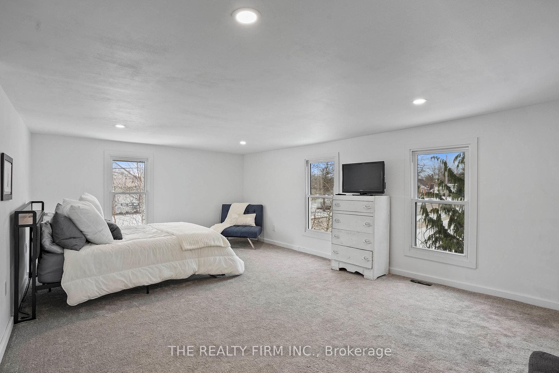 22989 Hagerty Road photo 14