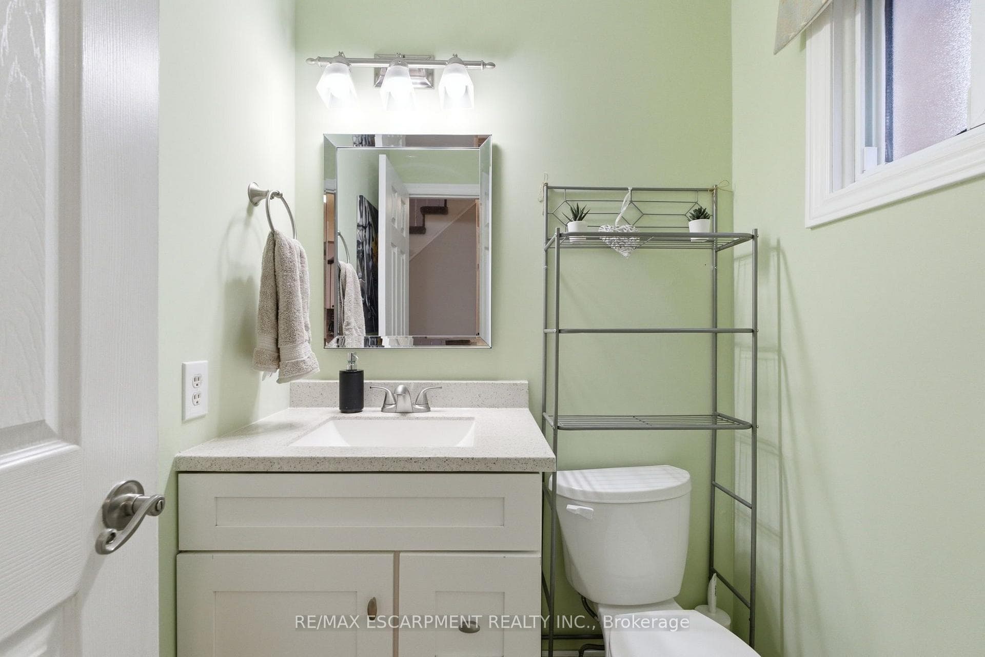 2367 Montgomery Drive photo 14