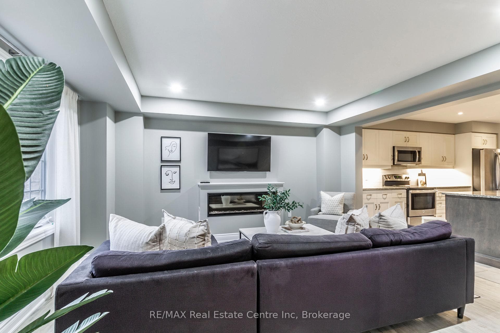 25 Jeffrey Drive photo 14