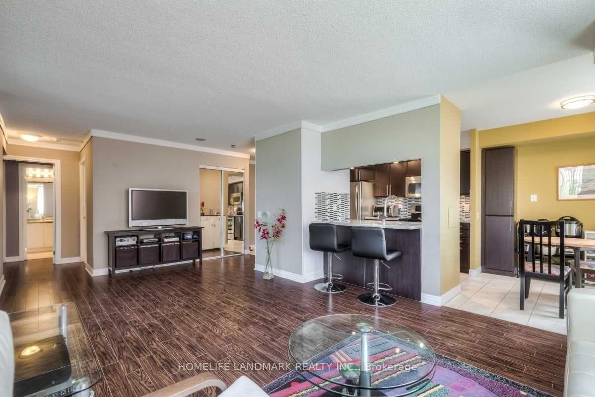 25 Times Avenue Unit 203 photo 3
