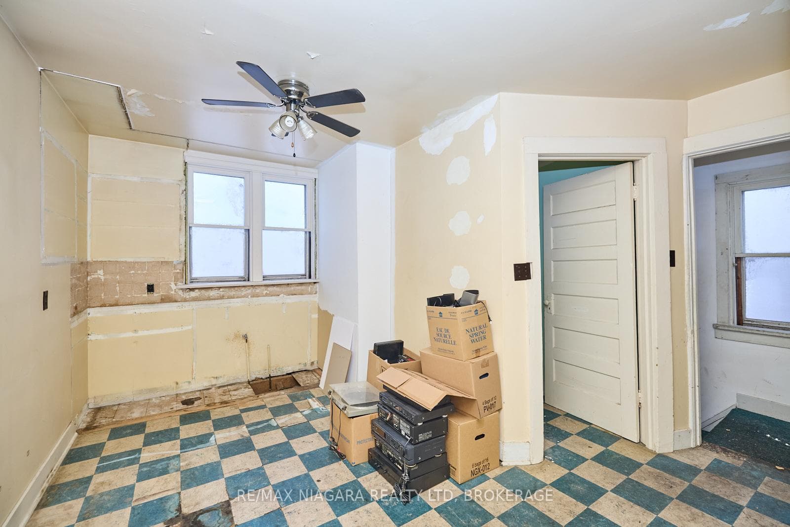 84 Alma Street photo 21