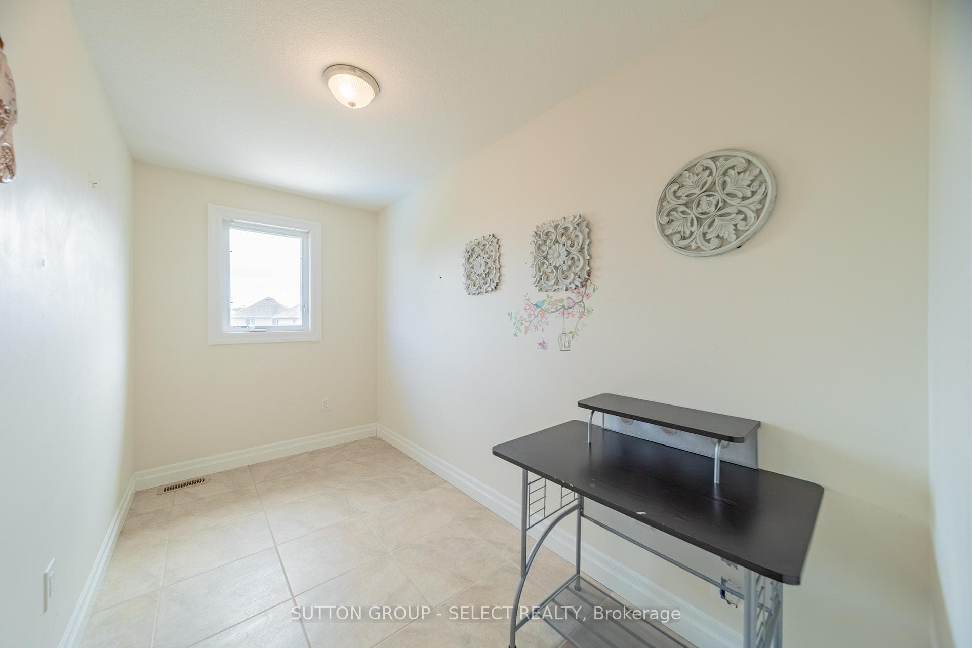 Bonus Room in Master Bed for Office or Nursery