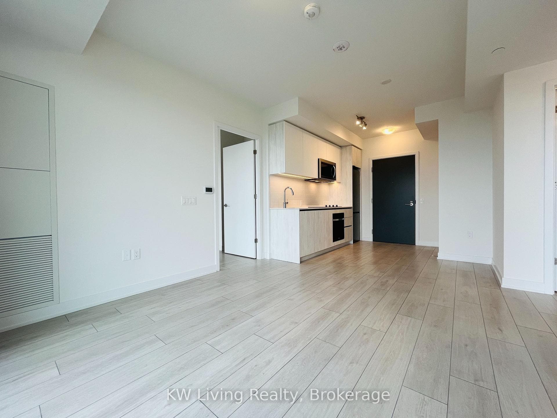 5858 Yonge Street Unit 2825 photo 9