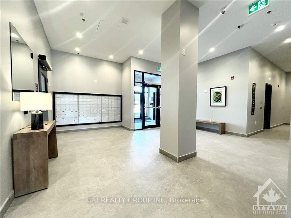 1350 HEMLOCK Road Unit 208 photo 15