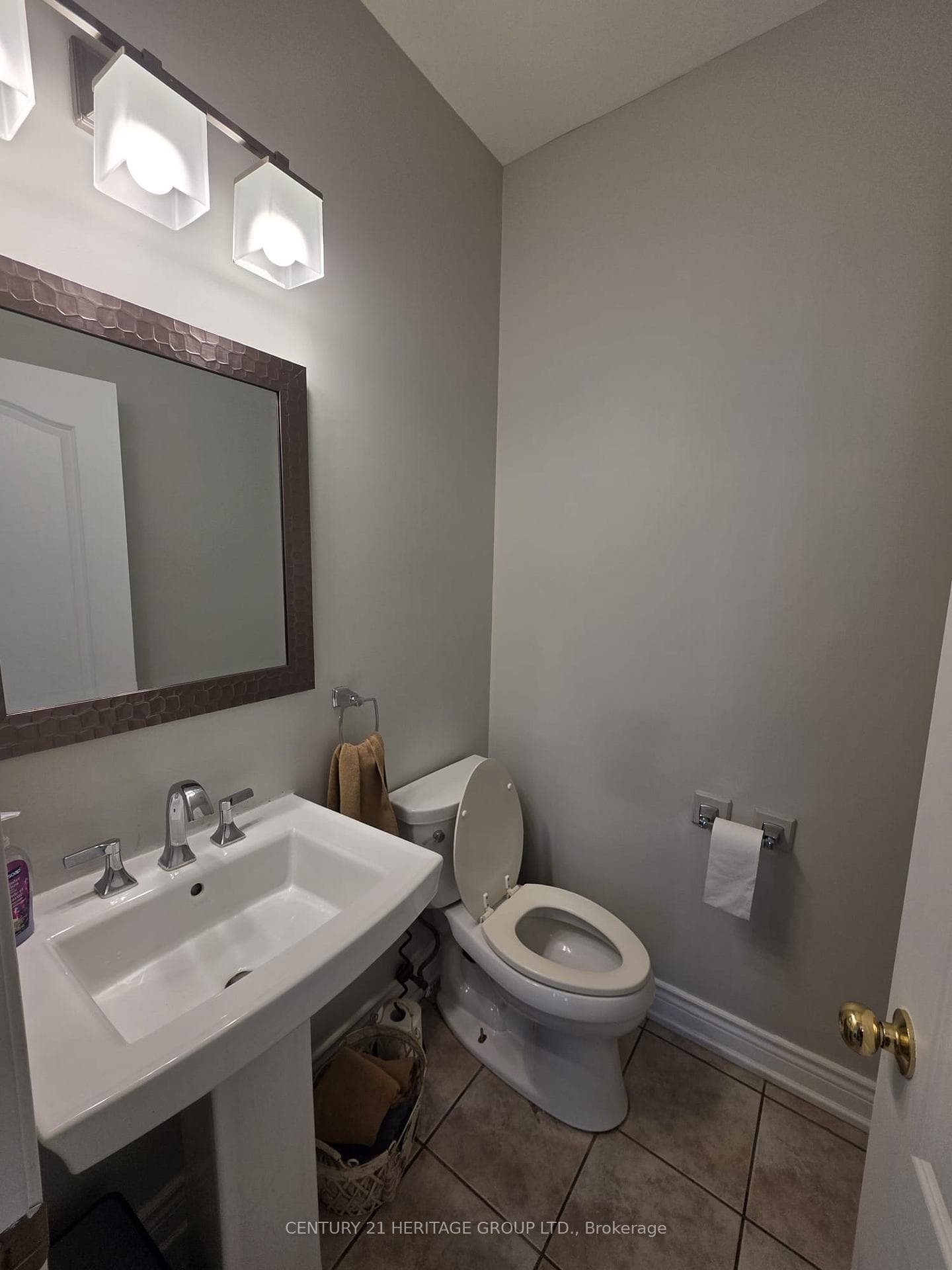 52 Brock Drive photo 8