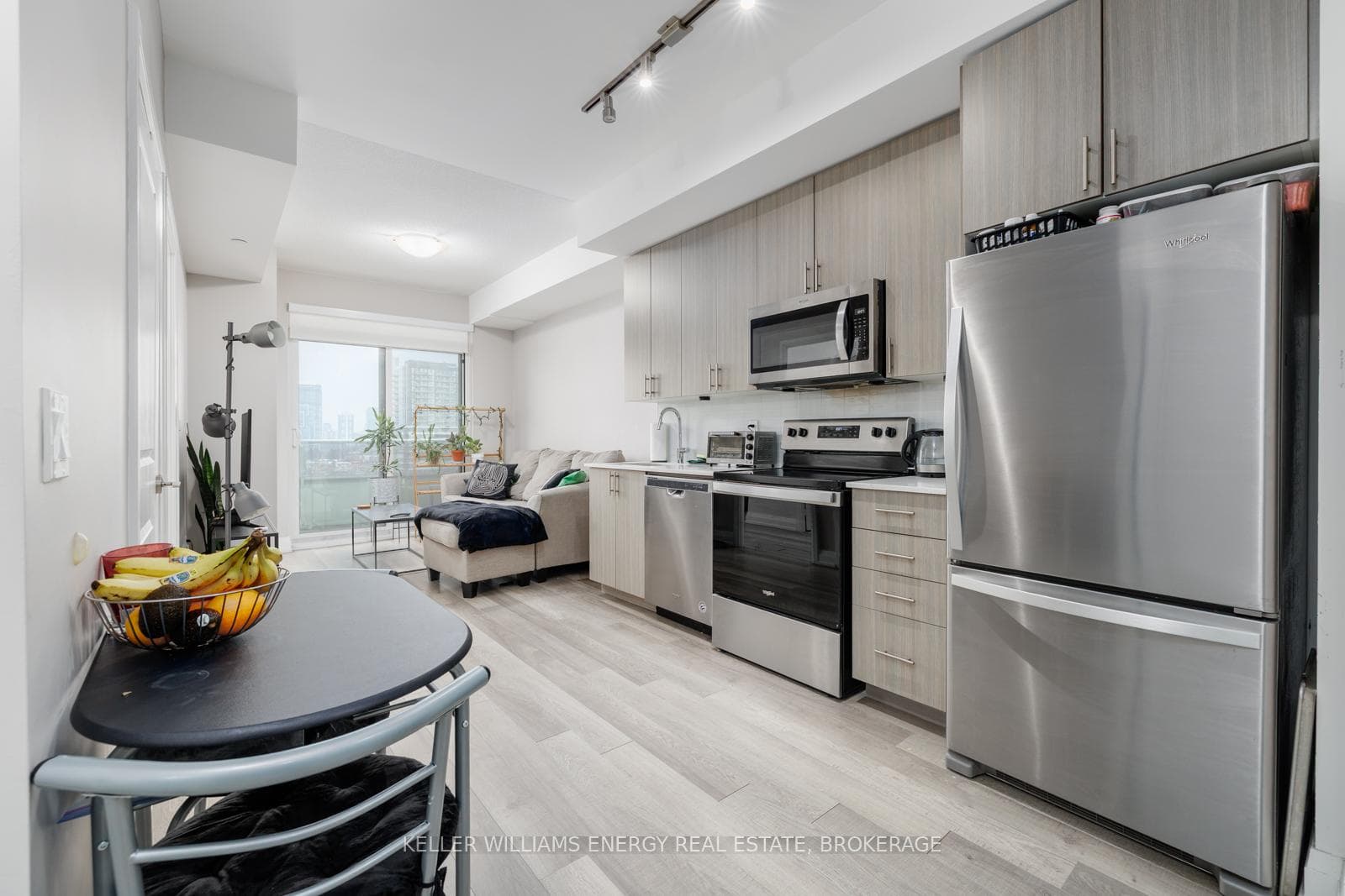 3121 Sheppard Avenue Unit 705 photo 3
