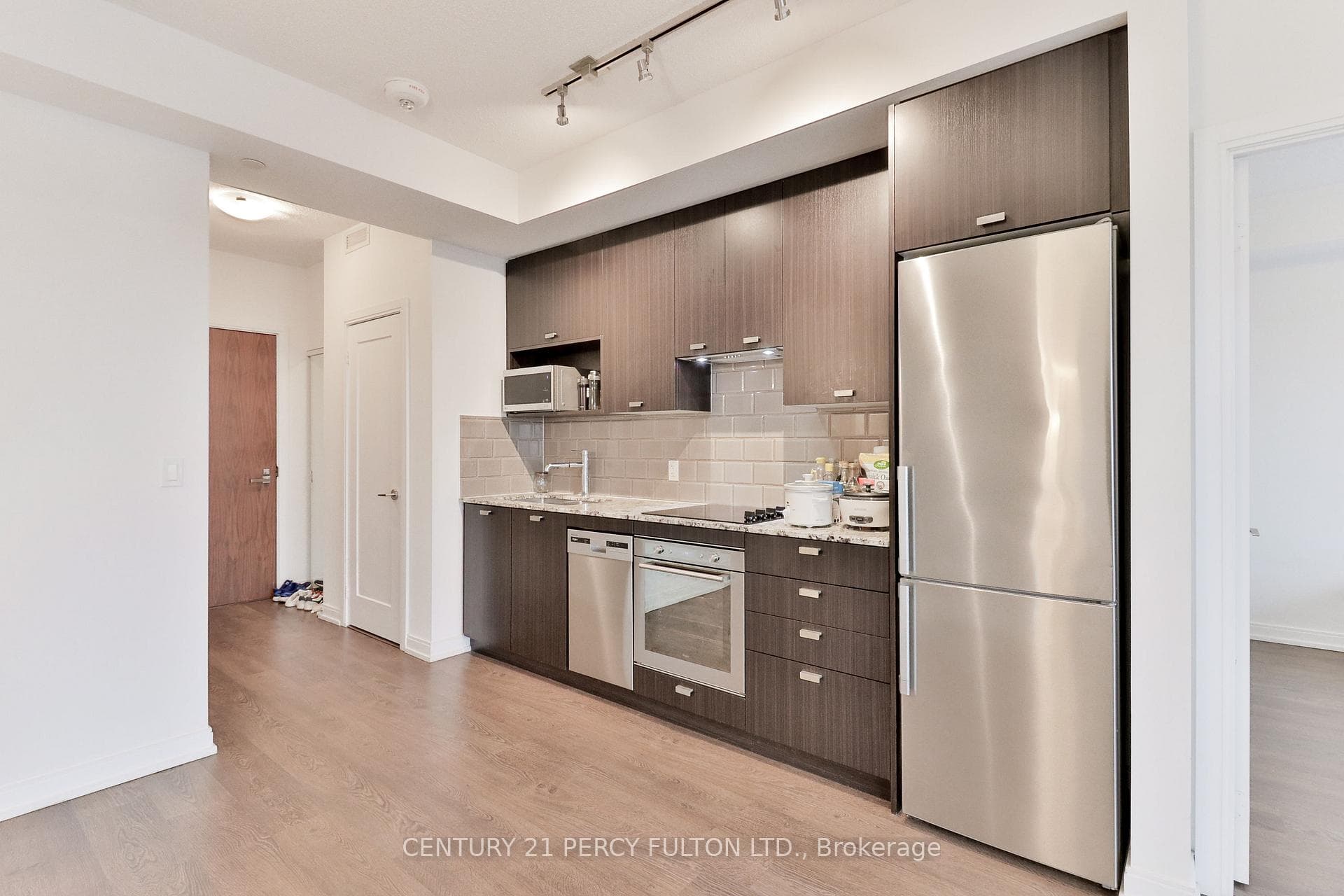 275 Village Green Square Unit 3221 photo 8
