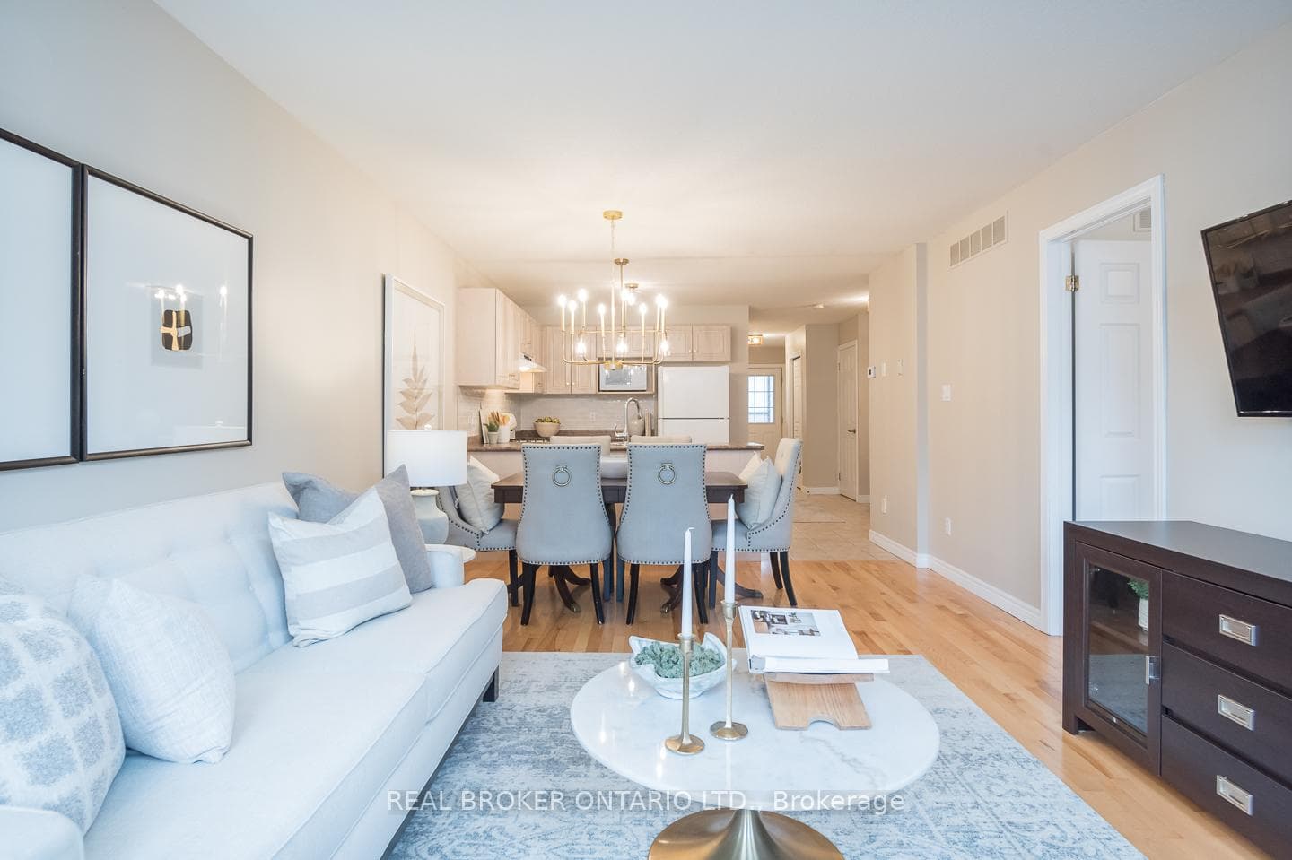 87 Doctor Moore Court photo 12