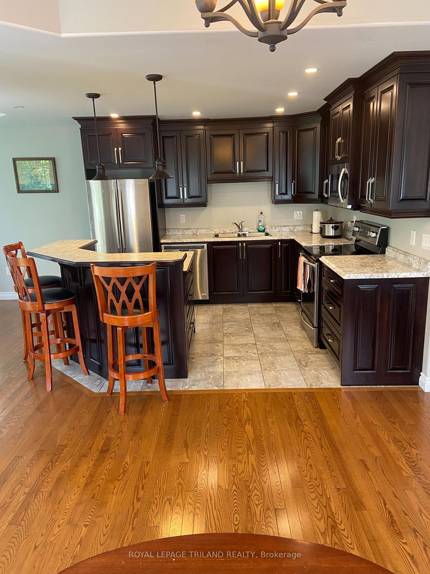 10454 Pleasant Valley Road photo 10