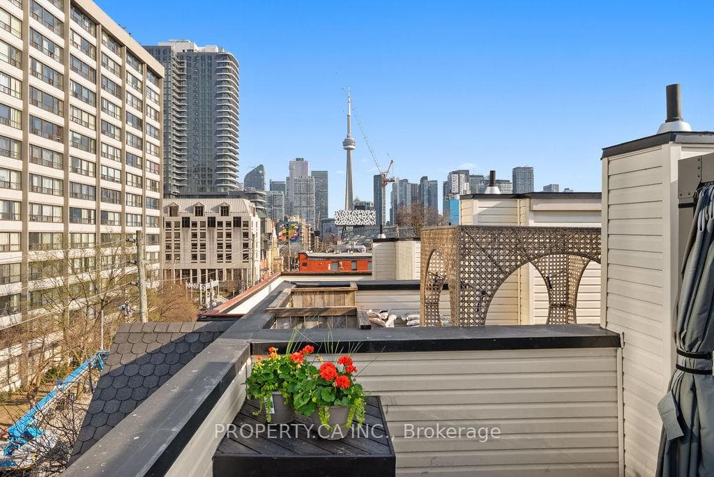 182 McCaul Street photo 33