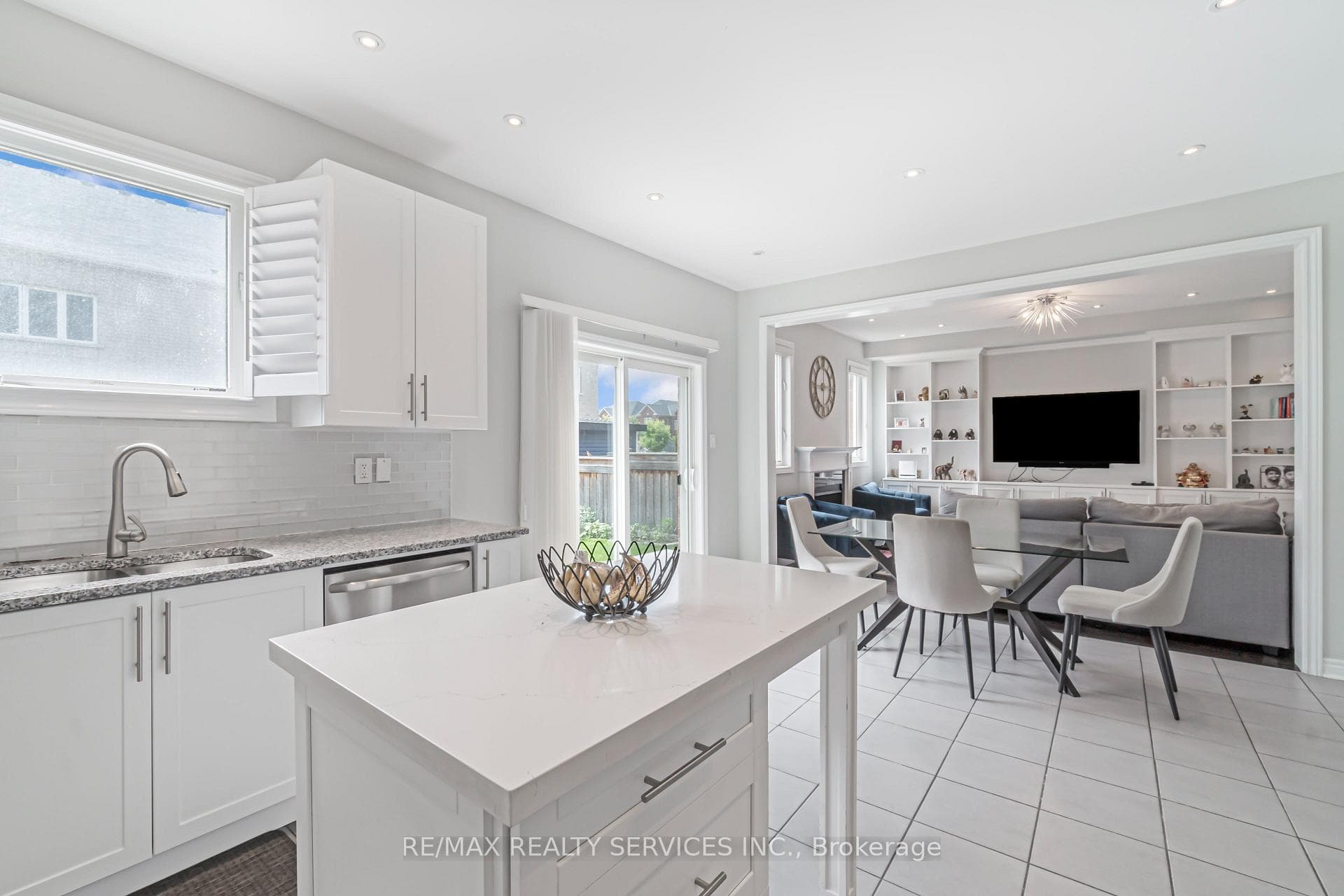 406 Cedar Hedge Road photo 12