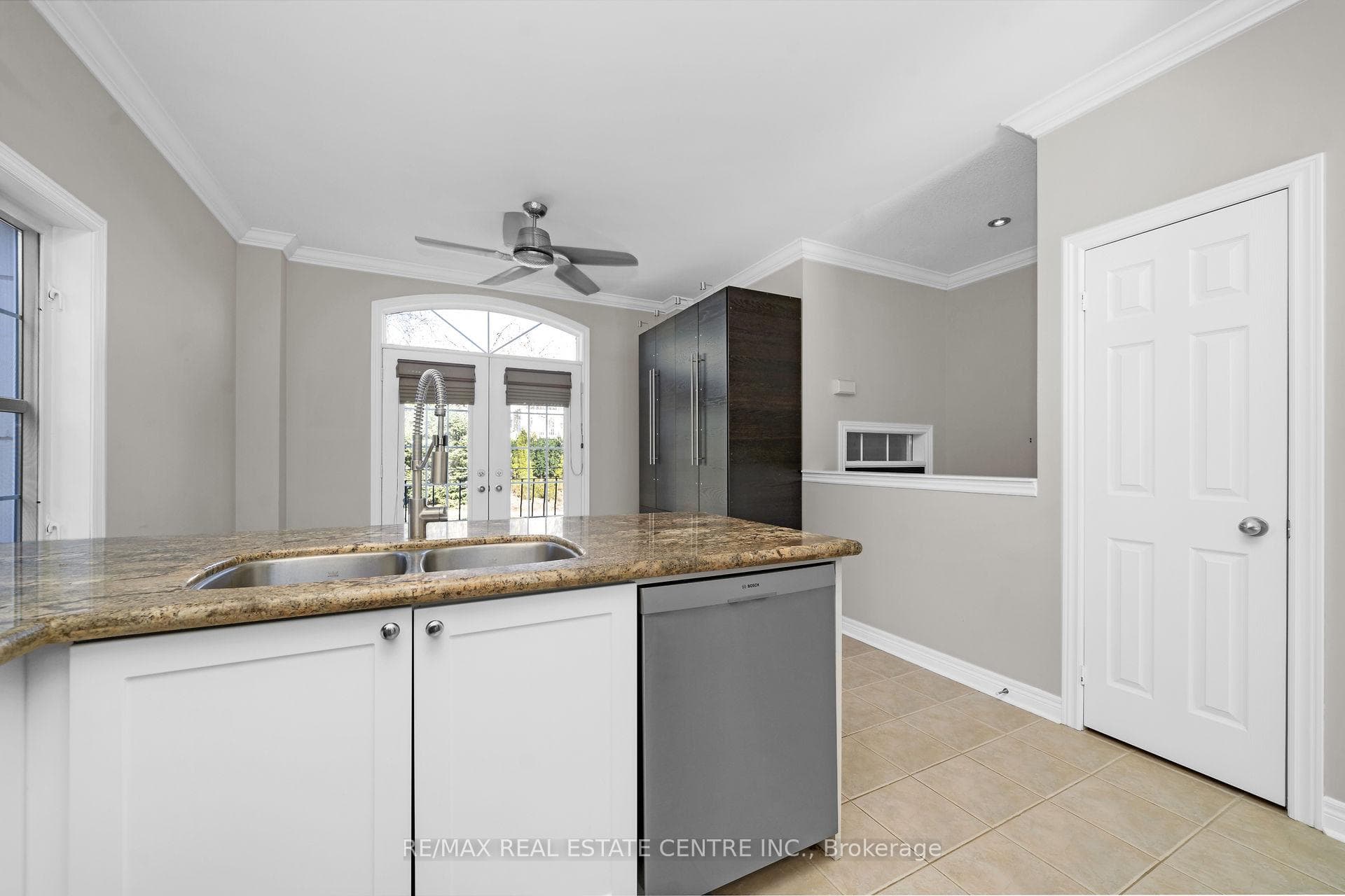 11F James Street photo 8