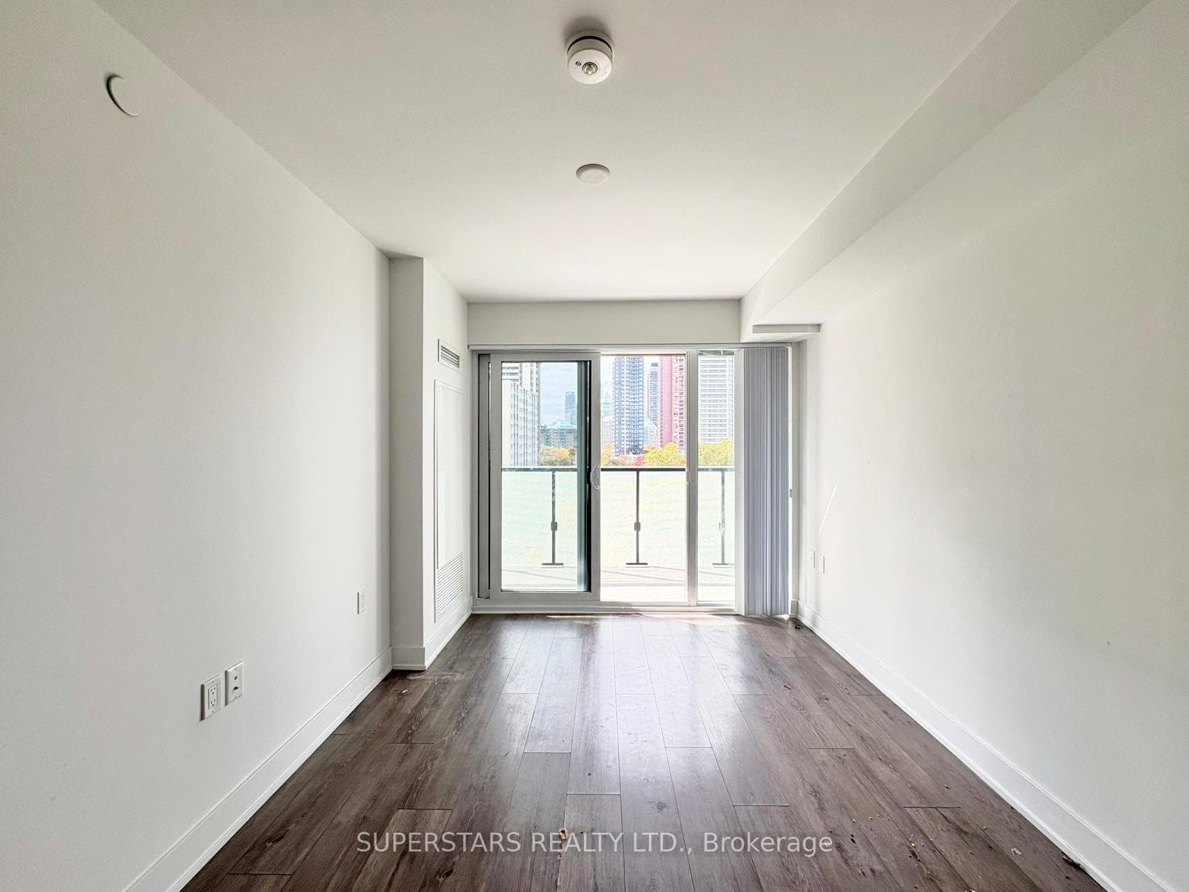 575 Bloor Street Unit 601 photo 8
