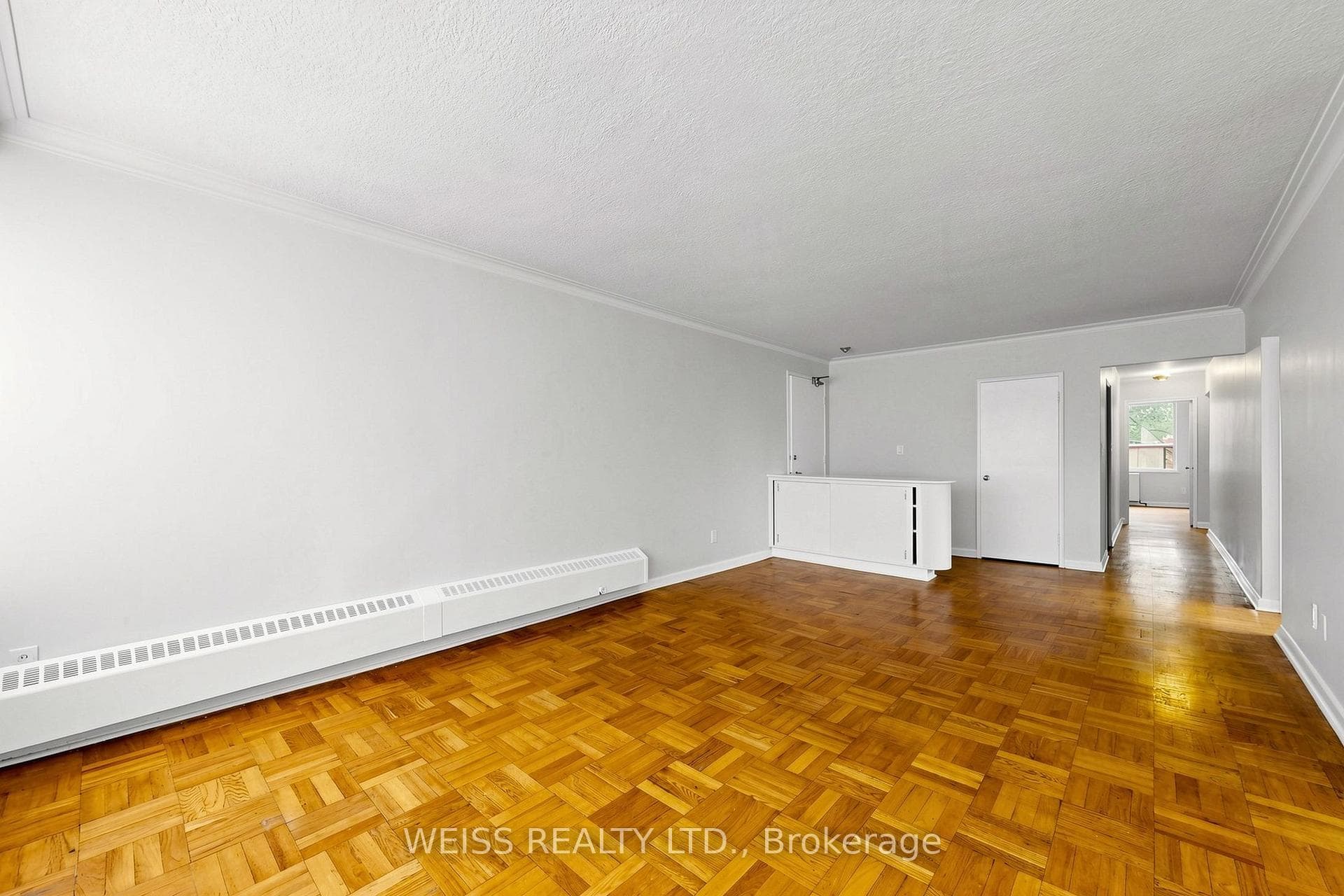17 Fraserwood Avenue Unit 4 photo 7