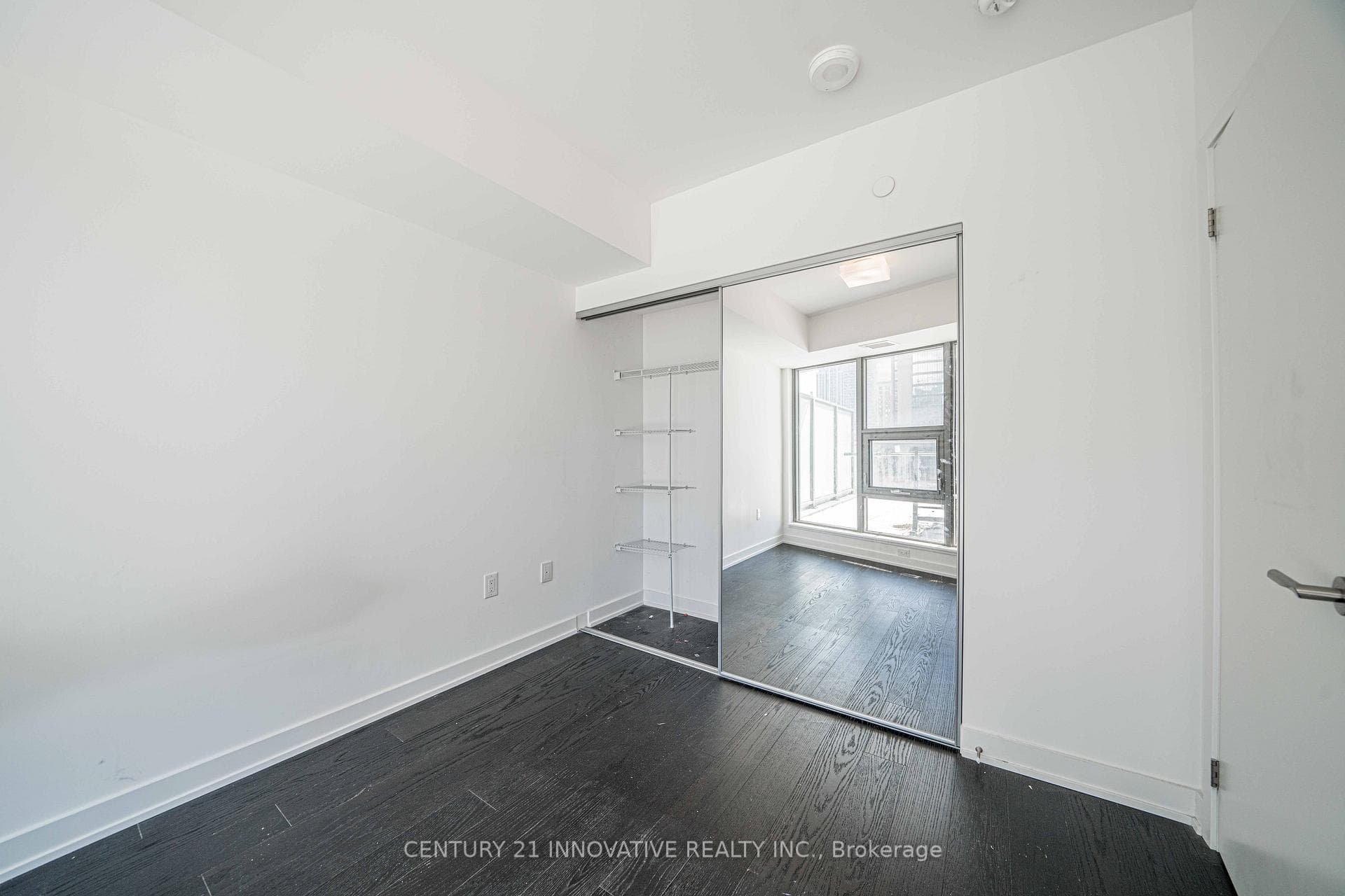 11 Wellesley Street Unit 804 photo 25