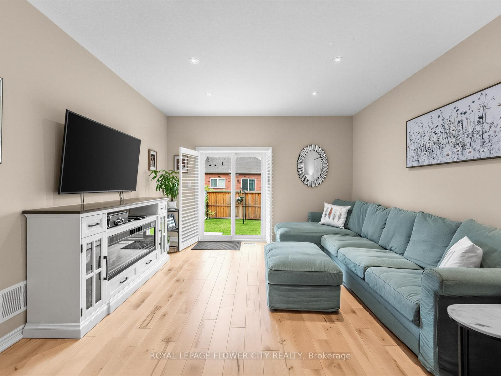 42 Cittadella Boulevard photo 12