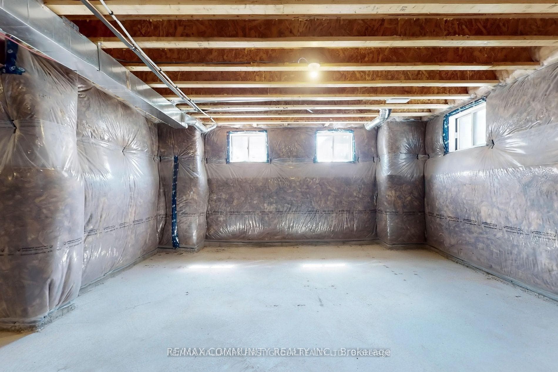 102 Deer Ridge Crescent photo 34