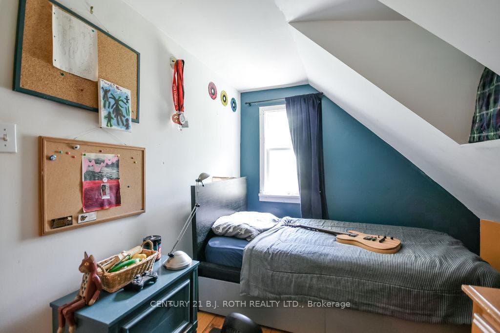 21 BENNER Street photo 20