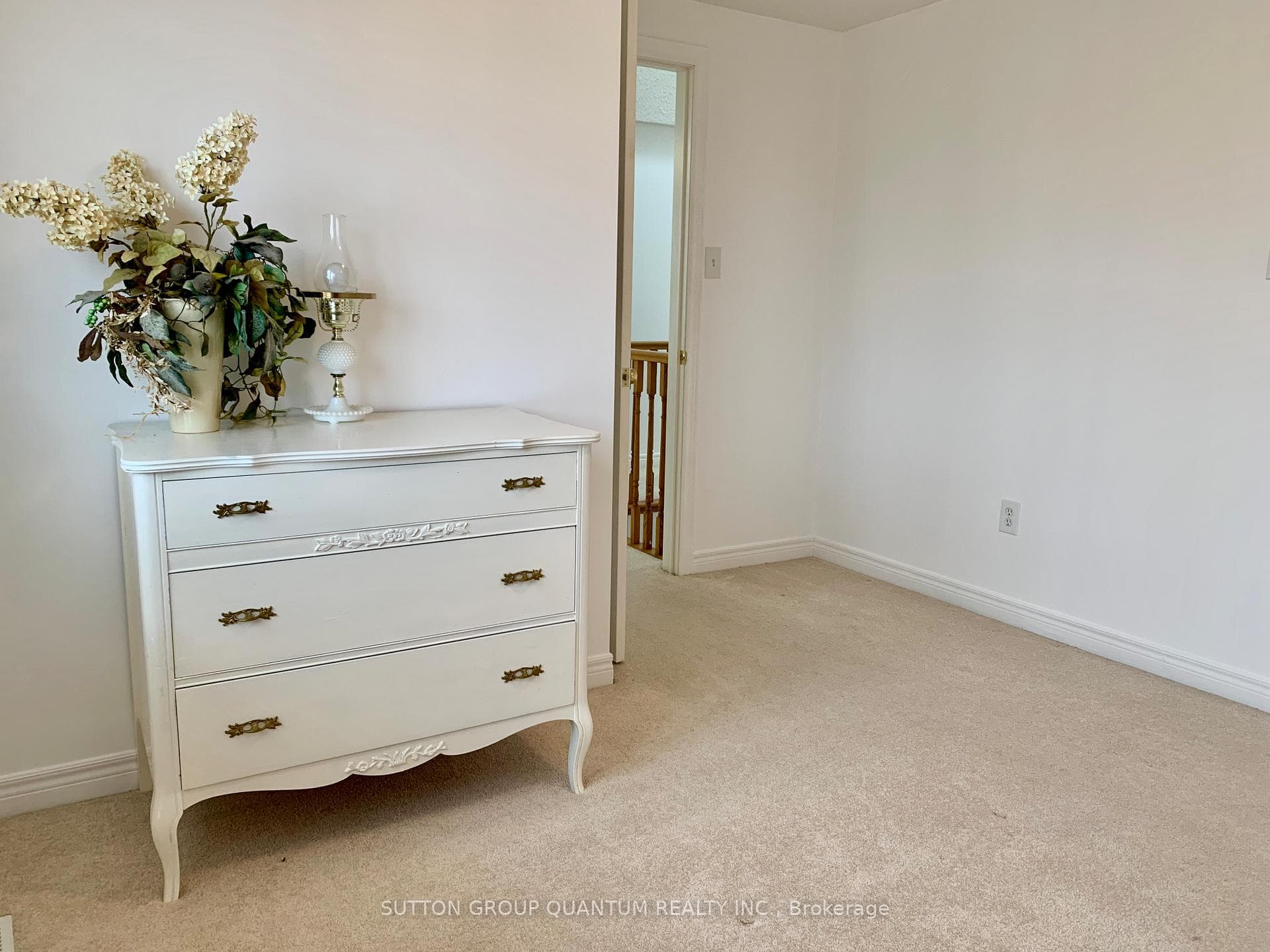 7 Hayward Crescent photo 22