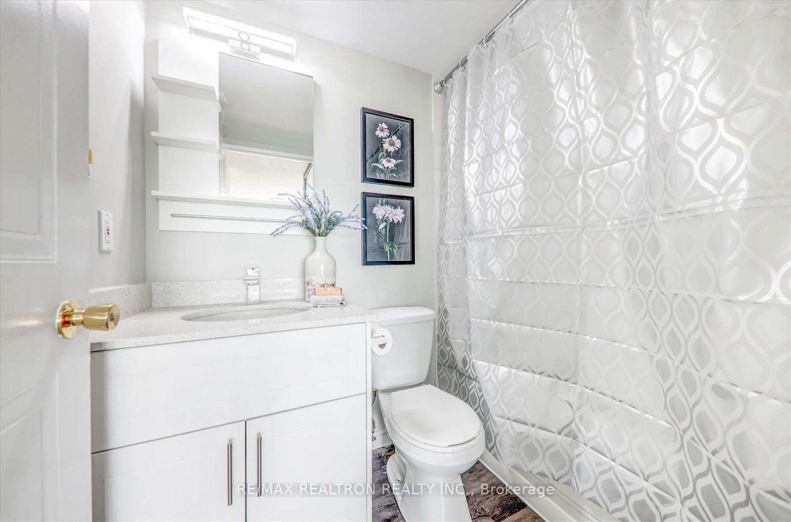 1470 Midland Avenue Unit 607 photo 22