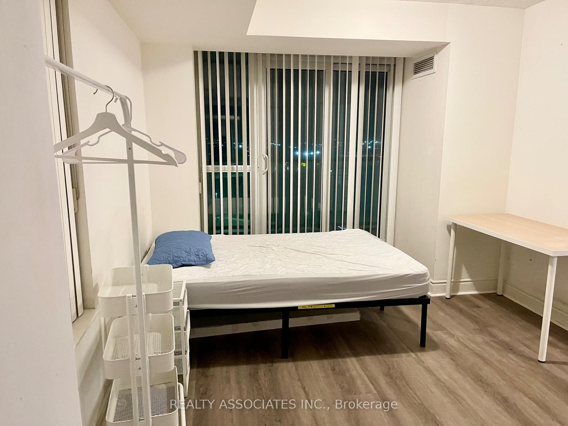 50 Brian Harrison Way Unit 1507 photo 38