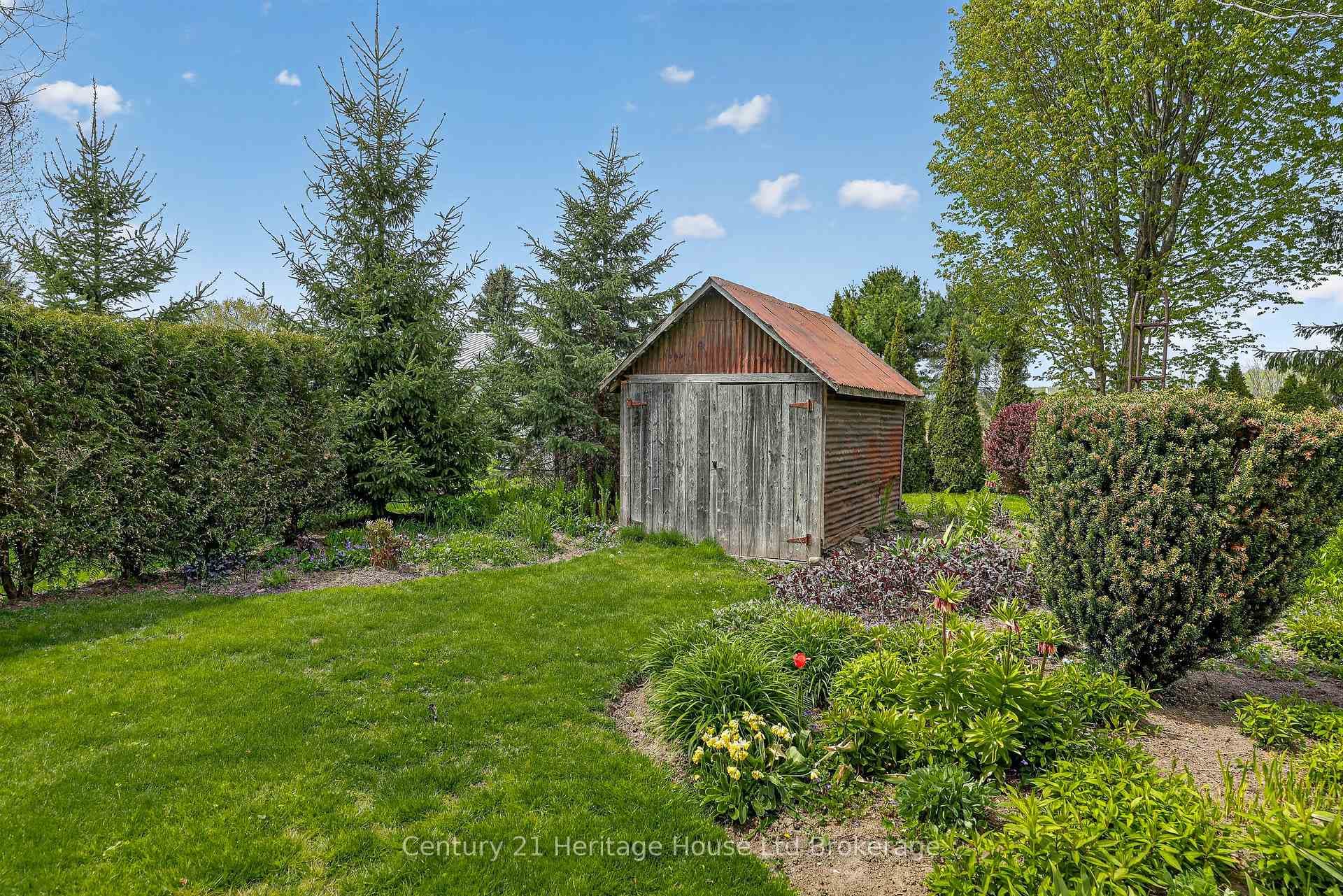 15 Hampden Street photo 45