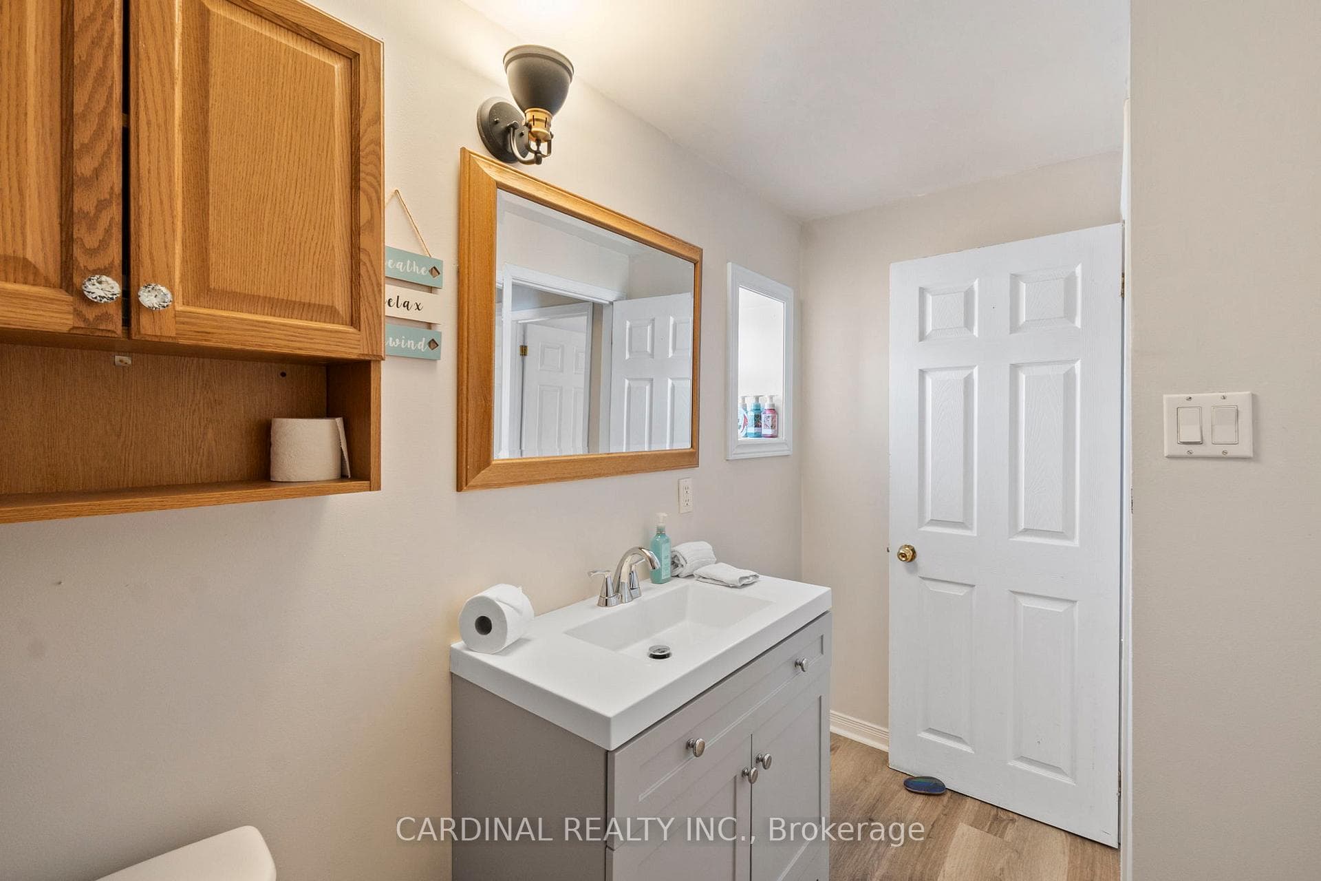 399 Alexandria Drive photo 40