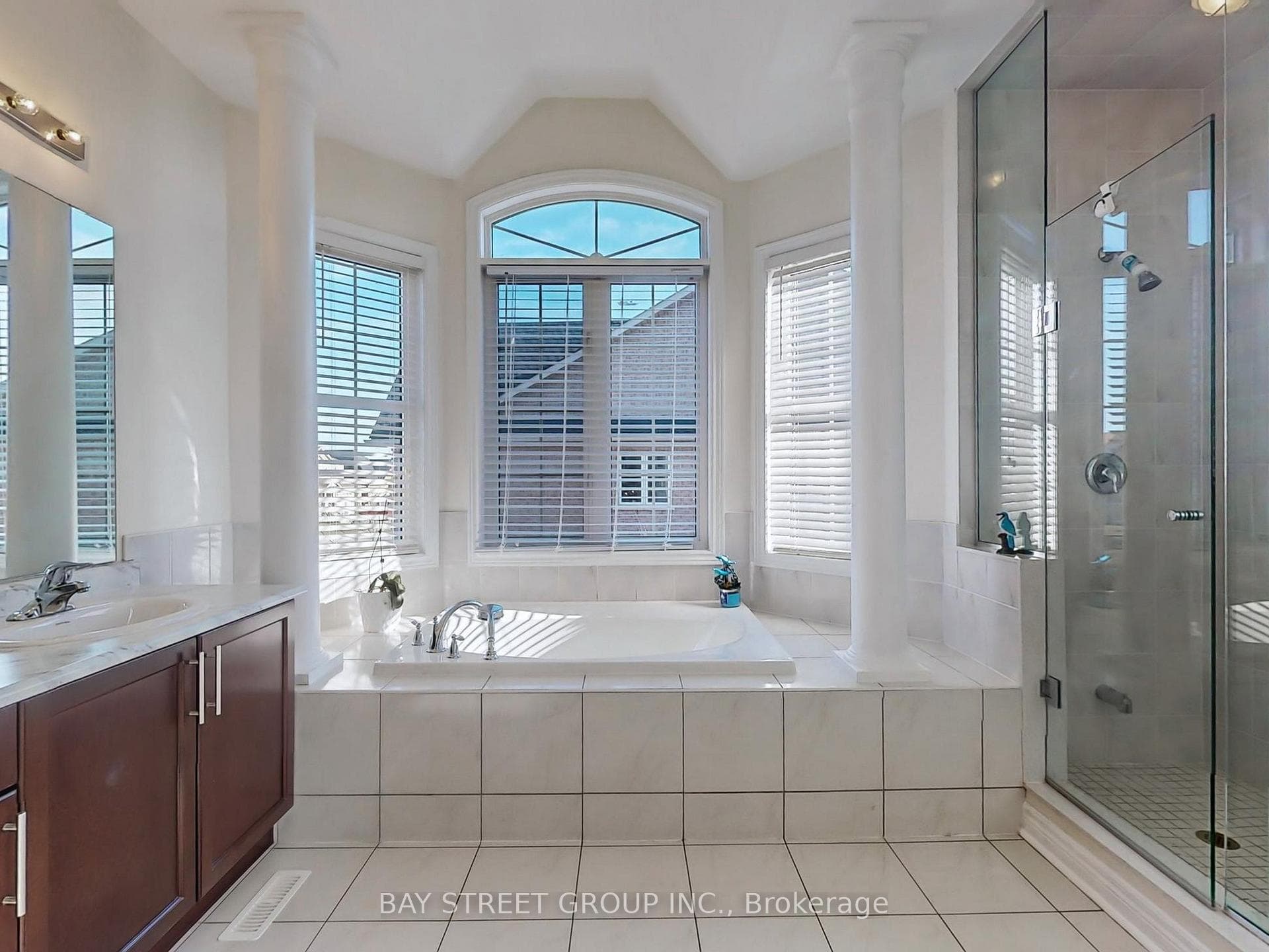 1 Ascalon Drive photo 22