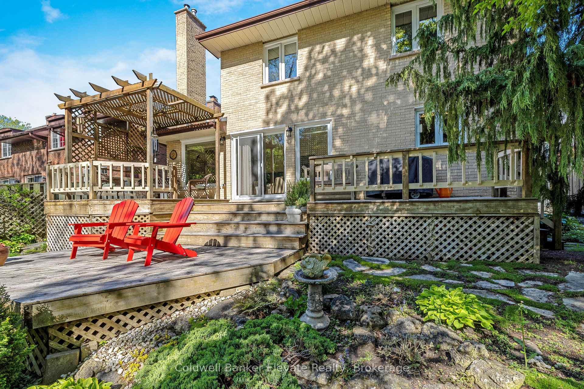 Family Room and Breakfast Area Walk out