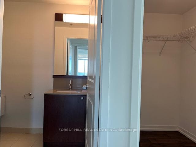 320 Tweedsmuir Avenue Unit 2607 photo 14