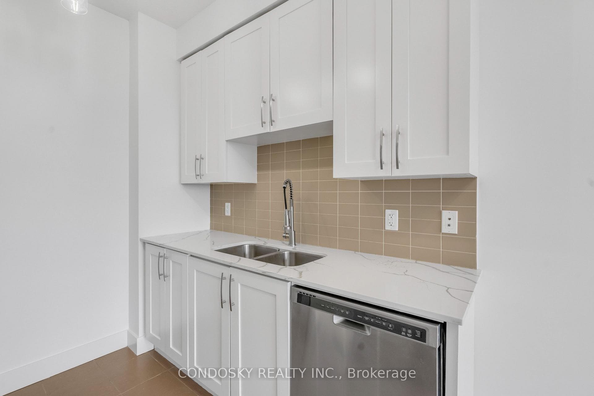 4070 Confederation Parkway Unit 2506 photo 14